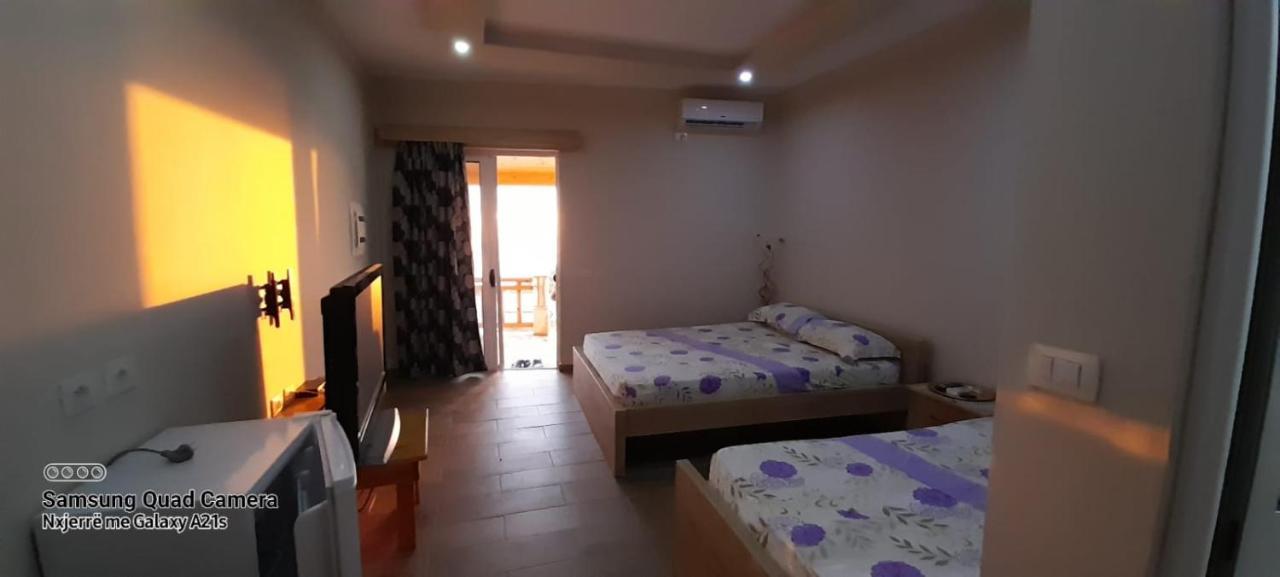 Xuxi Apartments Lukovë Екстериор снимка