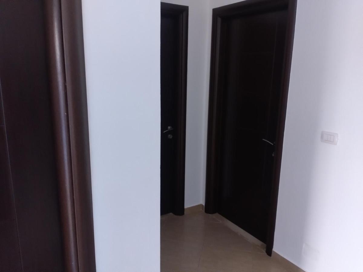 Xuxi Apartments Lukovë Екстериор снимка