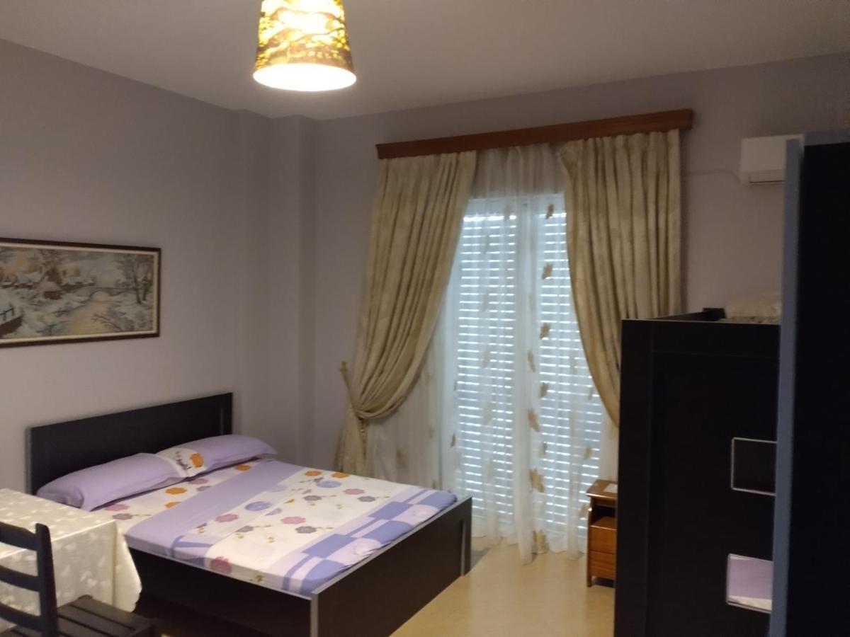 Xuxi Apartments Lukovë Екстериор снимка